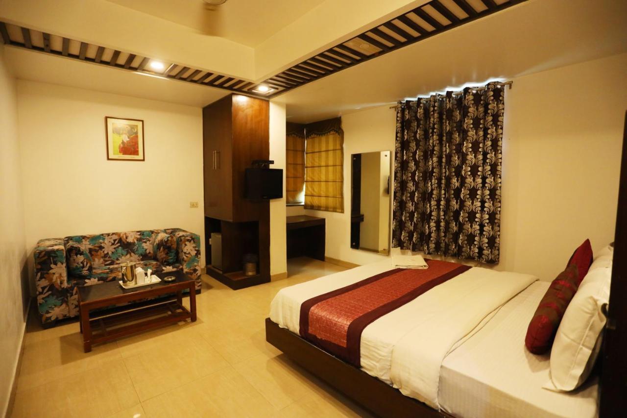 Hotel Maya 'New Delhi' Extérieur photo