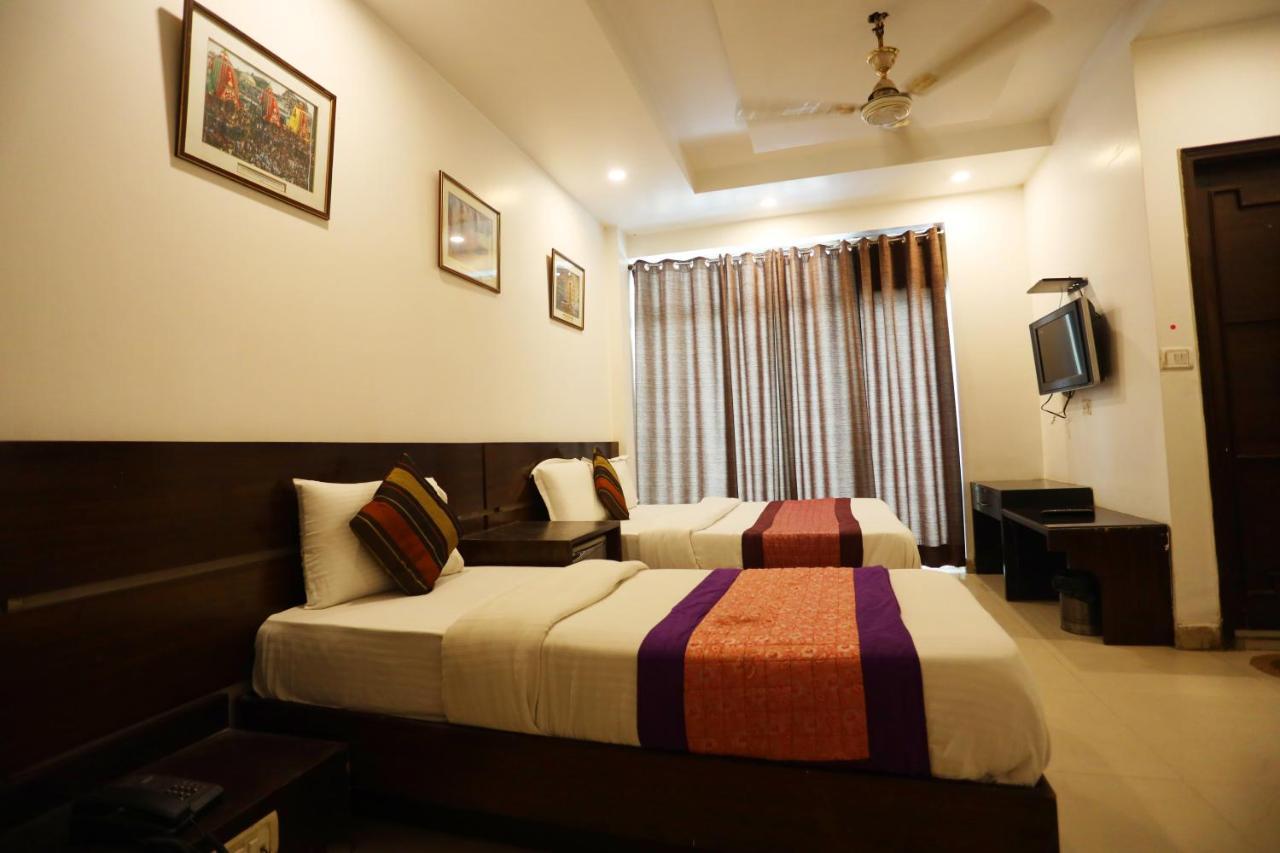 Hotel Maya 'New Delhi' Extérieur photo